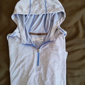 Lightweight, hooded quarter zip
